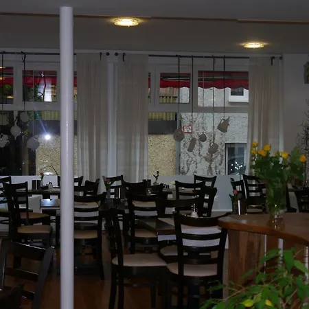 Baren Hotel Schramberg