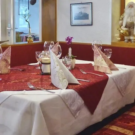 Baren Hotel