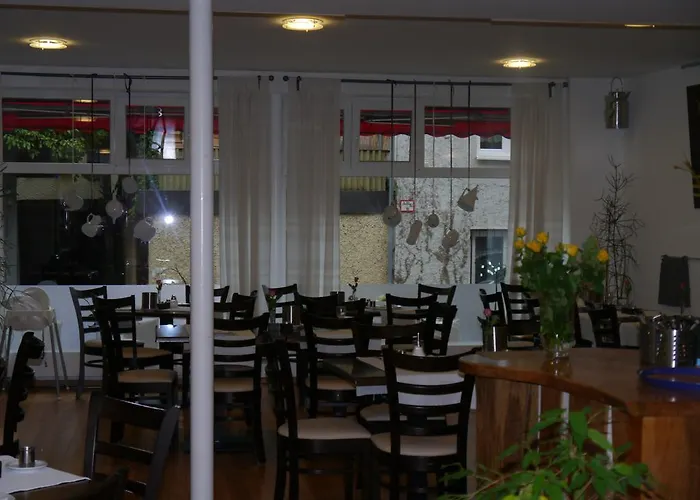 Baren Hotell Schramberg